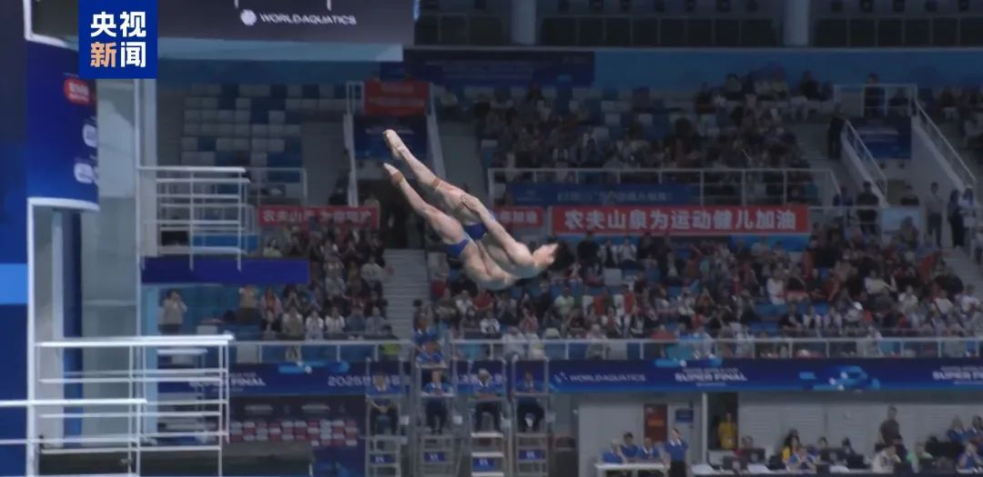 胡宇康/郑九源男子双人3米板冠军!中国队夺跳水世界杯总决赛首金 胡宇康/郑九源男子双人3米板冠军!中国队夺跳水世界杯总决赛首金