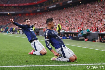 B费双响 曼联客场3球完胜