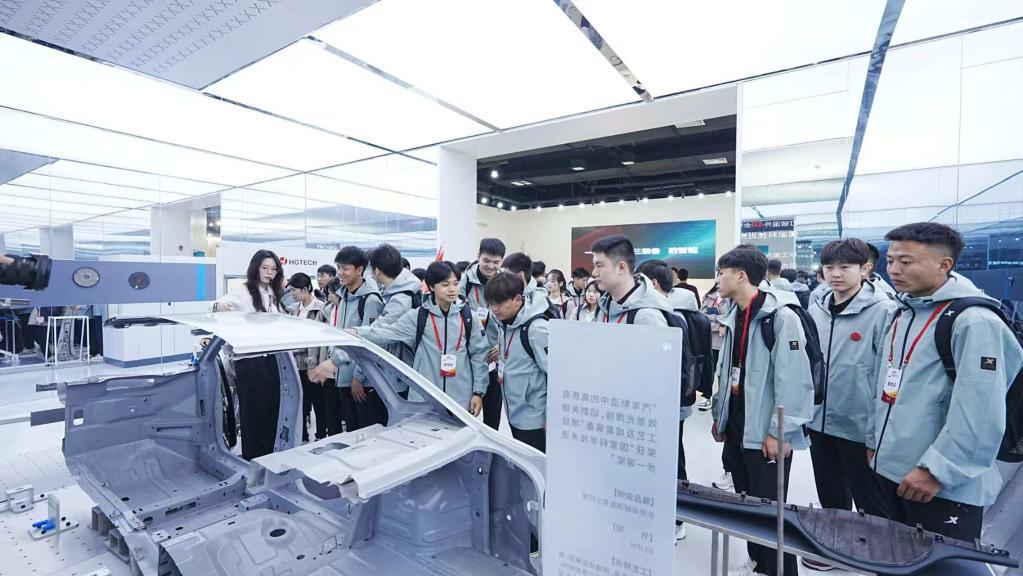 弘扬工匠精神，140名技能高手齐聚一堂