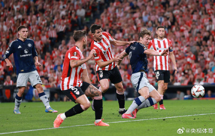 B费双响 曼联客场3球完胜