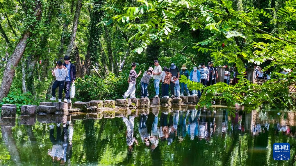 多彩“五一” 乐享假日