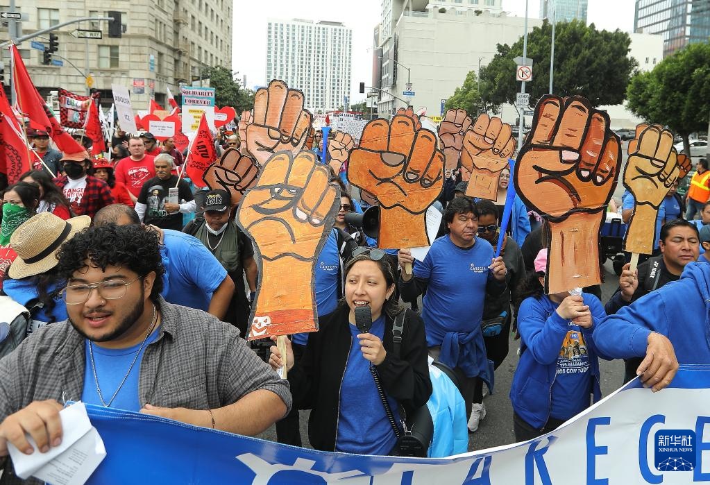 美国多地举行“五一”劳动节示威活动