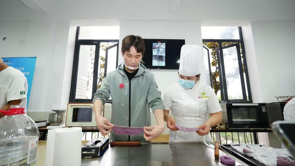 弘扬工匠精神，140名技能高手齐聚一堂