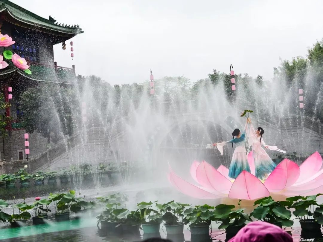 “五一”假期首日，广东4A级及以上景区接待游客323.8万人次