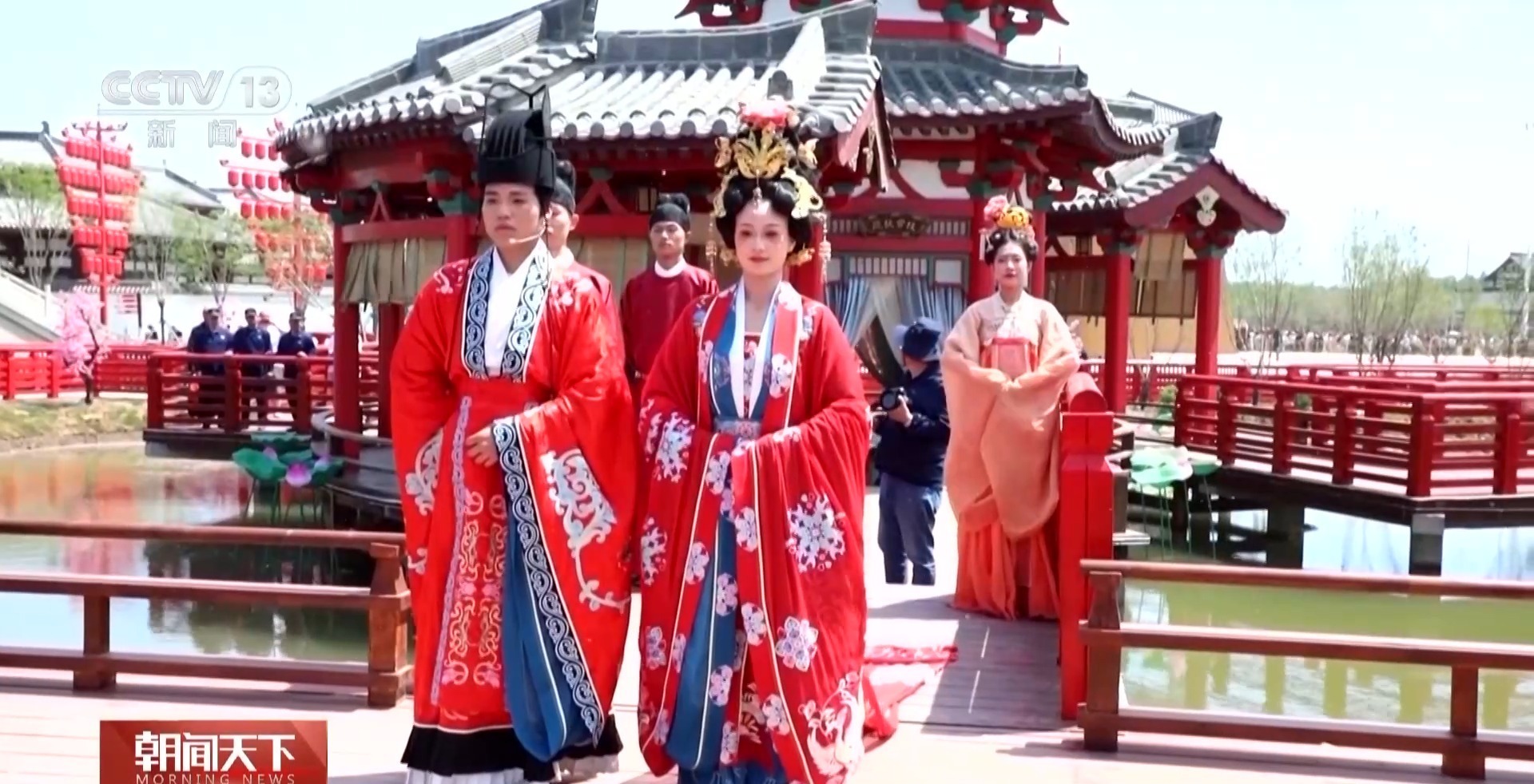 “走进片场 一秒入戏”带你沉浸式打卡《唐探1900》取景地 “走进片场 一秒入戏”带你沉浸式打卡《唐探1900》取景地