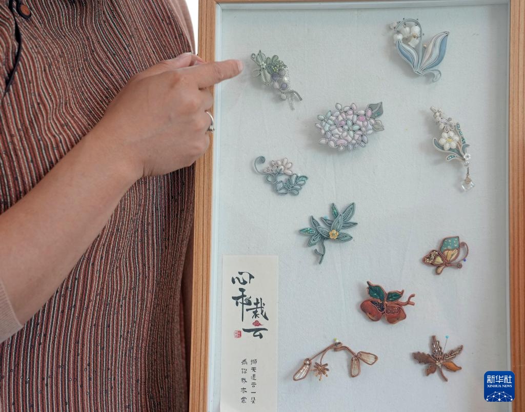 乡村里的旗袍工作室:一针一线“缝”梦想 乡村里的旗袍工作室:一针一线“缝”梦想