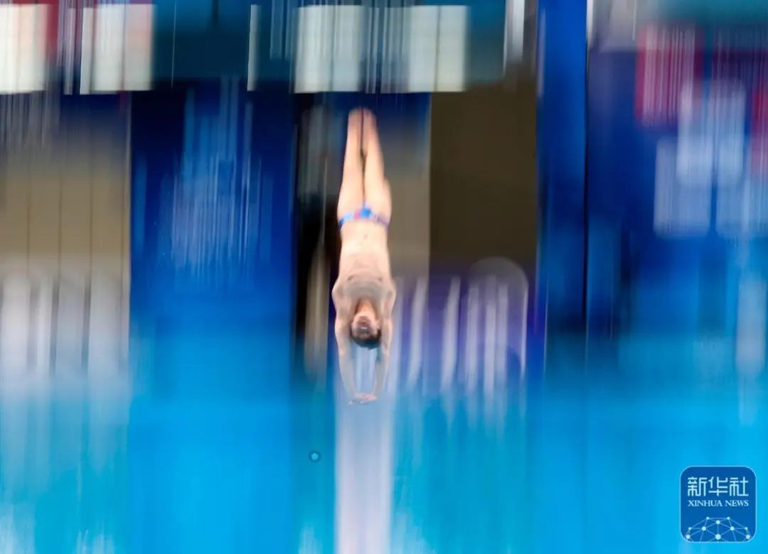 湖北运动员王宗源、郑九源包揽男子3米板冠亚军