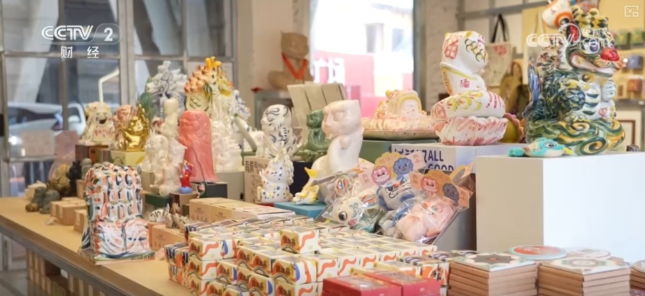 “工业+”“电影+”“夜游+”……玩出消费新花样 点亮假日经济新活力 “工业+”“电影+”“夜游+”……玩出消费新花样 点亮假日经济新活力