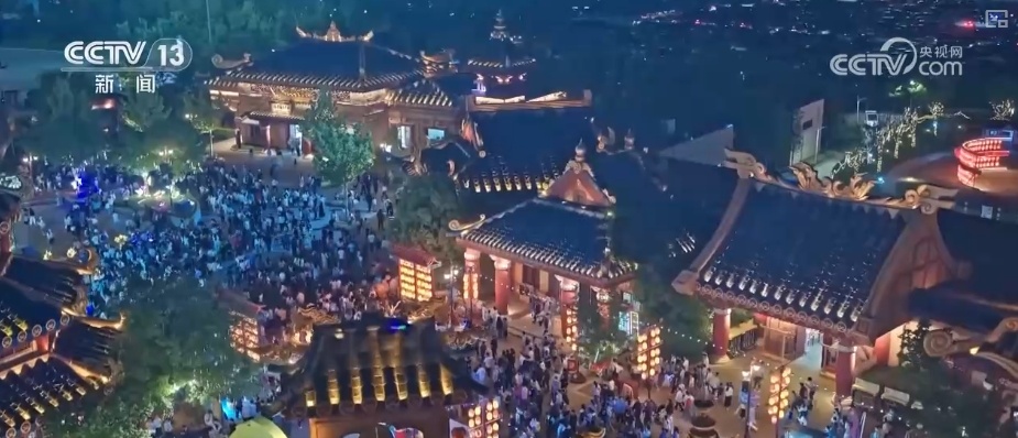 “工业+”“电影+”“夜游+”……玩出消费新花样 点亮假日经济新活力 “工业+”“电影+”“夜游+”……玩出消费新花样 点亮假日经济新活力