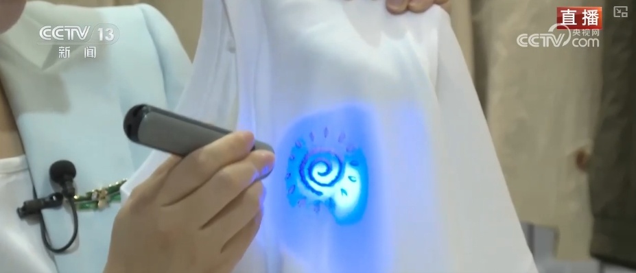 新技术、新创意成广交会“香饽饽” “AI+制造美学”释放中国好物无限可能