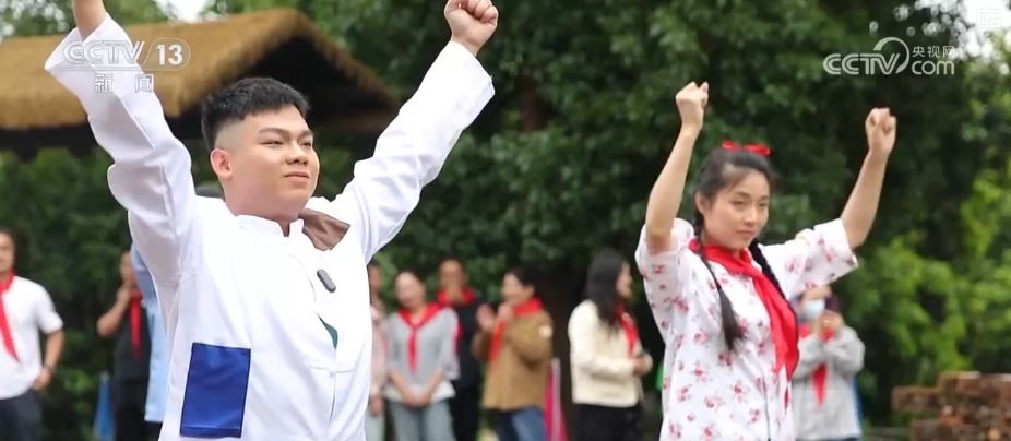 “工业+”“电影+”“夜游+”……玩出消费新花样 点亮假日经济新活力 “工业+”“电影+”“夜游+”……玩出消费新花样 点亮假日经济新活力