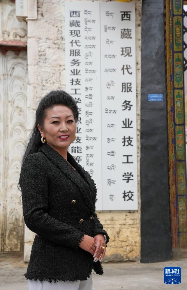 劳动者之歌|边巴卓噶:为3.6万学员托起就业创业梦 劳动者之歌|边巴卓噶:为3.6万学员托起就业创业梦