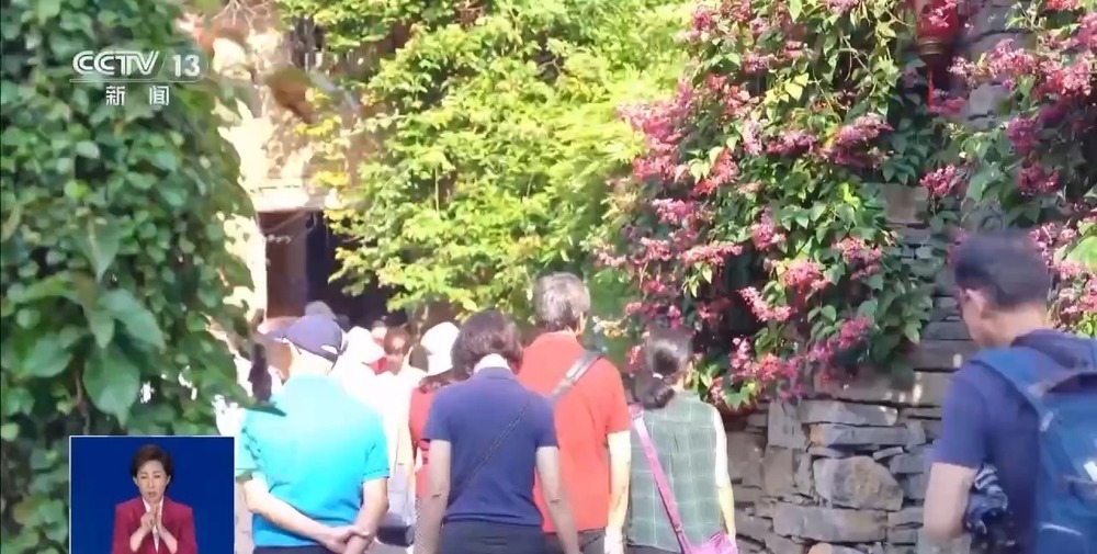 “特种兵式”旅游→慢度假 国内多个景区实行“一票游多日” “特种兵式”旅游→慢度假 国内多个景区实行“一票游多日”