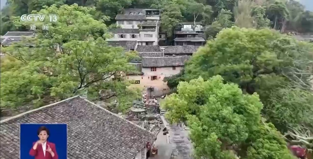 “特种兵式”旅游→慢度假 国内多个景区实行“一票游多日” “特种兵式”旅游→慢度假 国内多个景区实行“一票游多日”