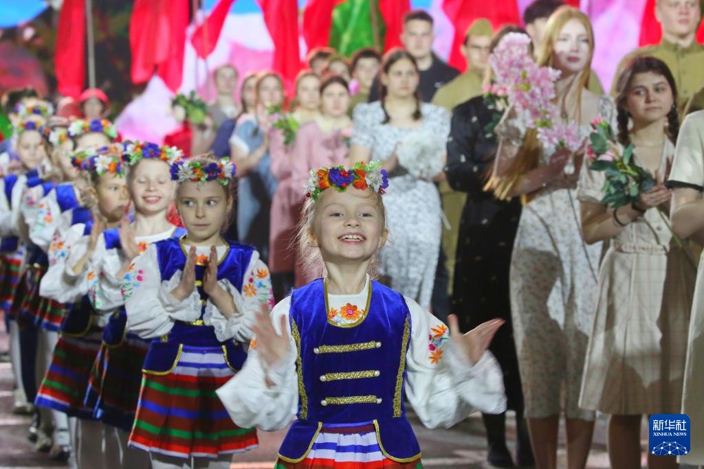 明斯克举行卫国战争胜利日阅兵式彩排 明斯克举行卫国战争胜利日阅兵式彩排