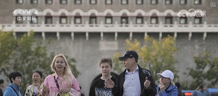 火热“中国游”呈现新趋势 时尚与传统交相辉映成磁吸外国游客密码 火热“中国游”呈现新趋势 时尚与传统交相辉映成磁吸外国游客密码