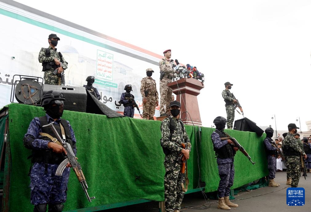 胡塞武装称对以色列发起两次袭击