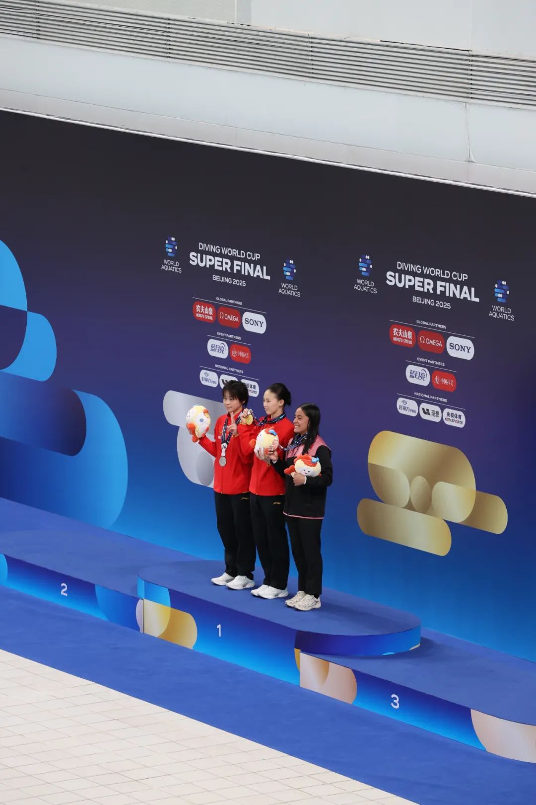 陈芋汐、全红婵包揽金银牌！