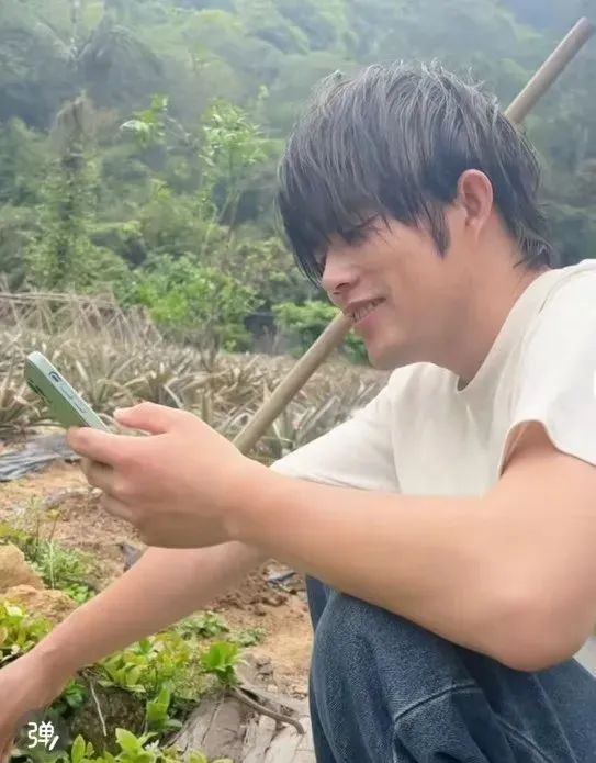 撞脸周杰伦走红！泉州菜伦：我唱歌不行，种地是专业的