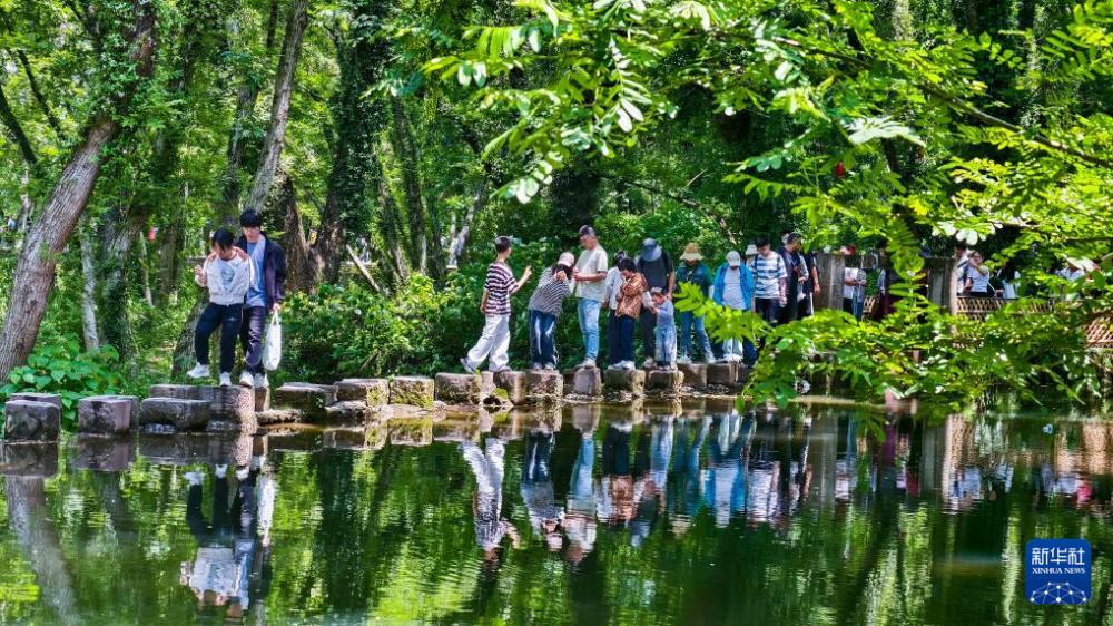 多彩“五一” 乐享假日
