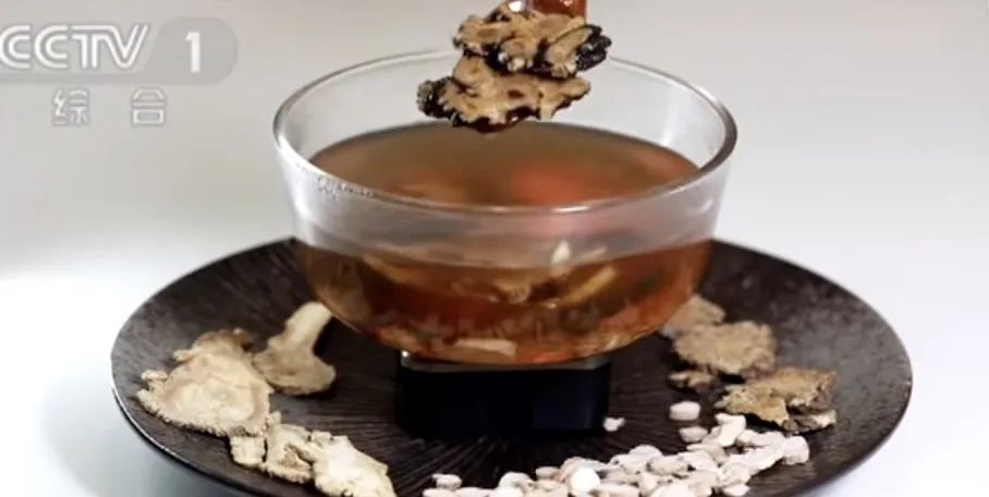 春夏喝好这3碗经典养生汤，元气足、气血旺、脾胃强、睡眠好，5月喝正当时～