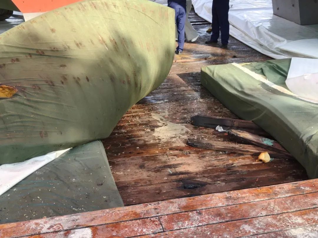 上海一男子在徐汇滨江引发火灾，假期第一天就被拘留10日！