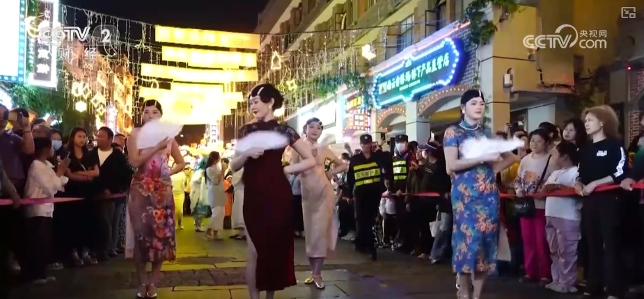 “科技+”赋能老景区焕发新活力 假日文旅消费“新”意浓