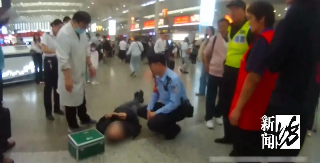 虹桥火车站紧急一幕!他们迅速出手,疏散人群…提醒 虹桥火车站紧急一幕!他们迅速出手,疏散人群…提醒