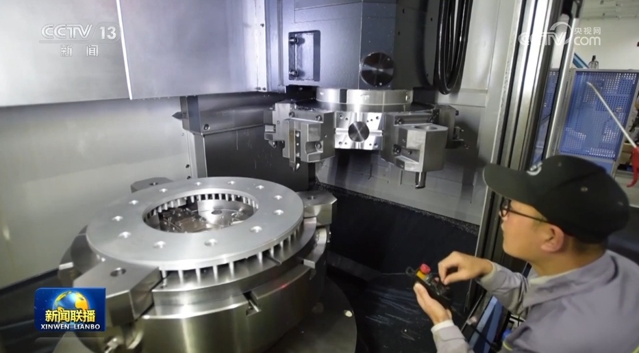 消费旺盛、建设正酣、展会火热 各领域实打实发展成效彰显中国经济强劲动力 消费旺盛、建设正酣、展会火热 各领域实打实发展成效彰显中国经济强劲动力