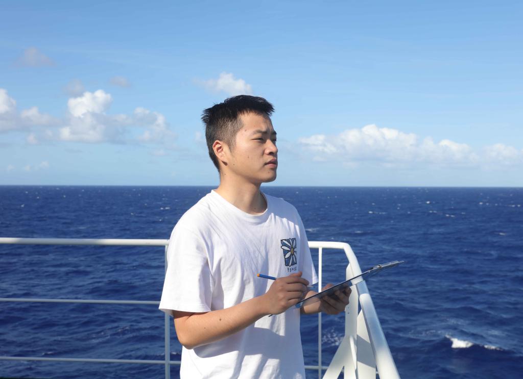 探索极地的青年们