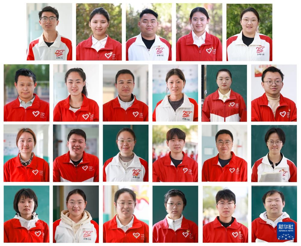 图片故事丨帕米尔高原上的蒲公英老师