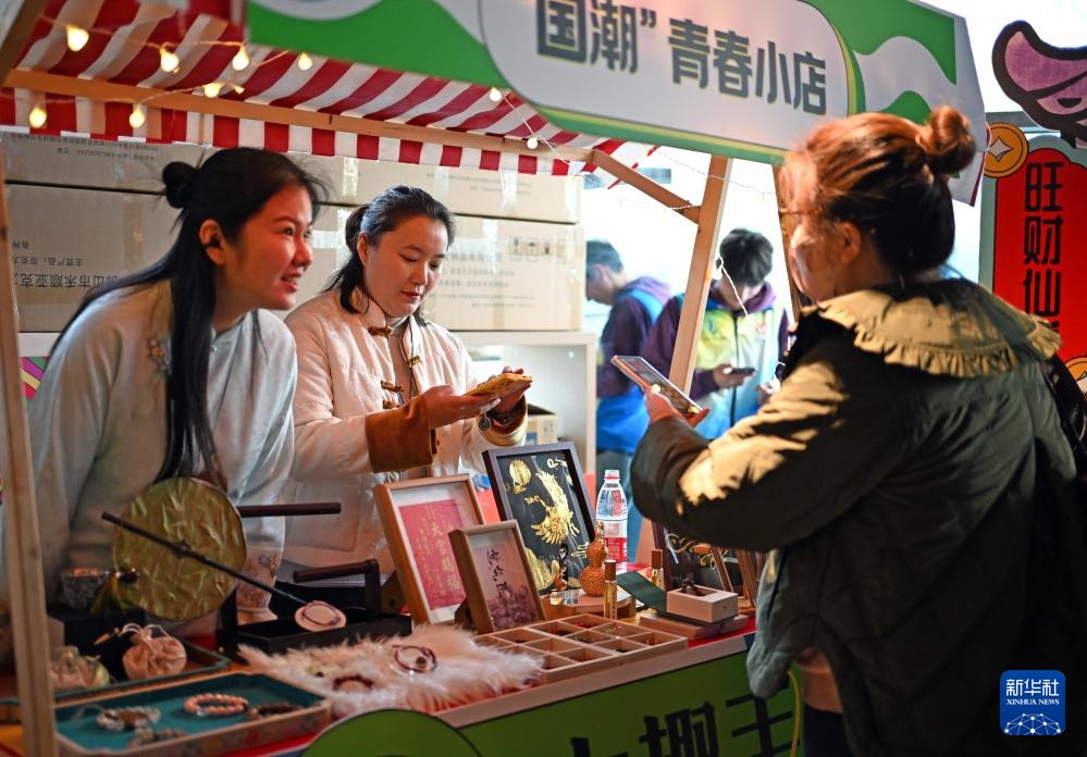 新华全媒+丨走进国风手作小店：动动手，静静心
