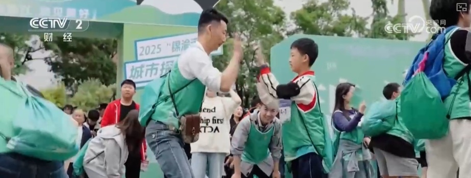 从“赛事主场”到“消费主场” 大众体育热情燃动为假日经济注入强劲动能