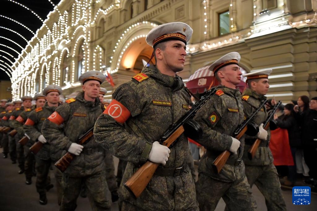 莫斯科举行卫国战争胜利日阅兵式彩排