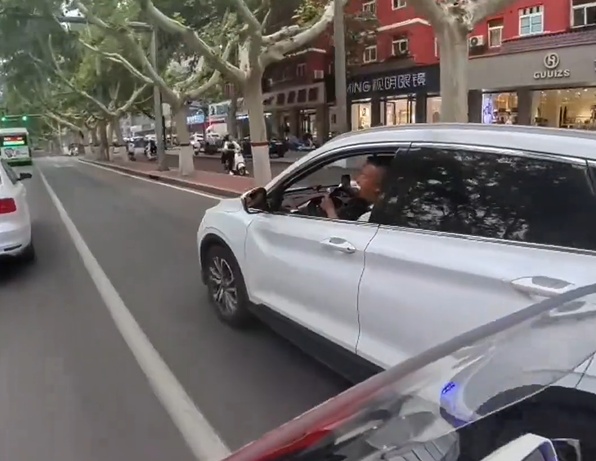 10分钟疾驰！河北街头，一场紧急救援即刻展开……