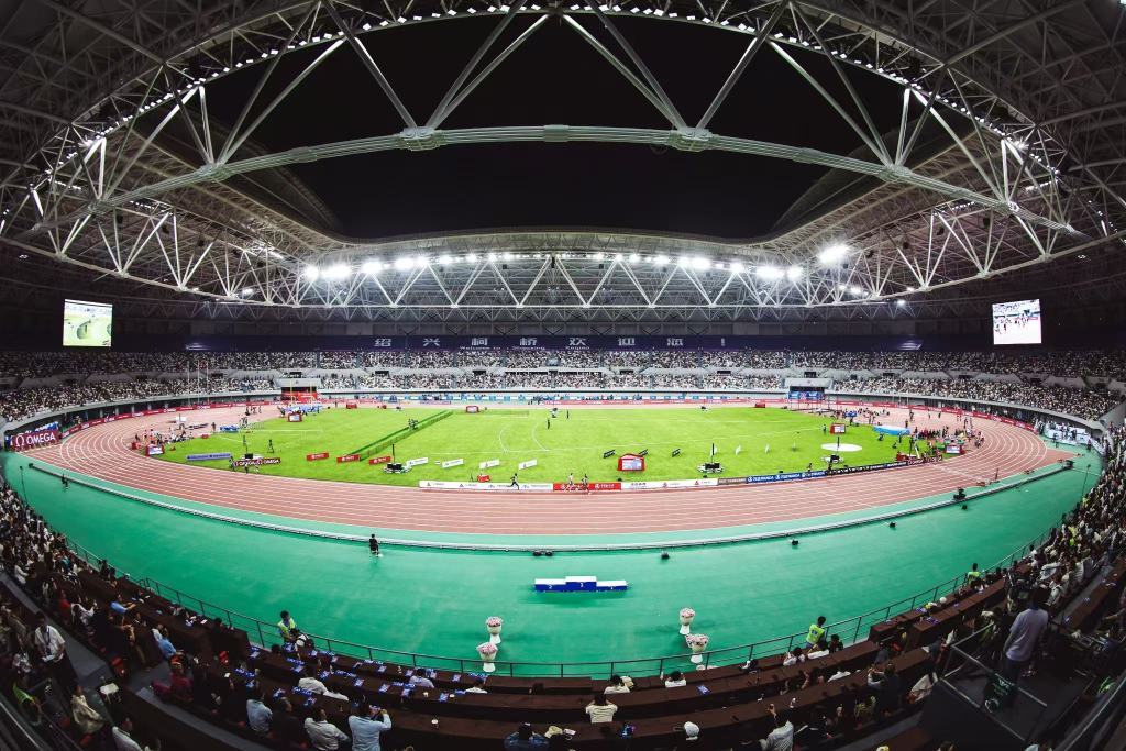 刘翔的赛会纪录被改写，田径钻石赛在赛场内外交出精彩答卷