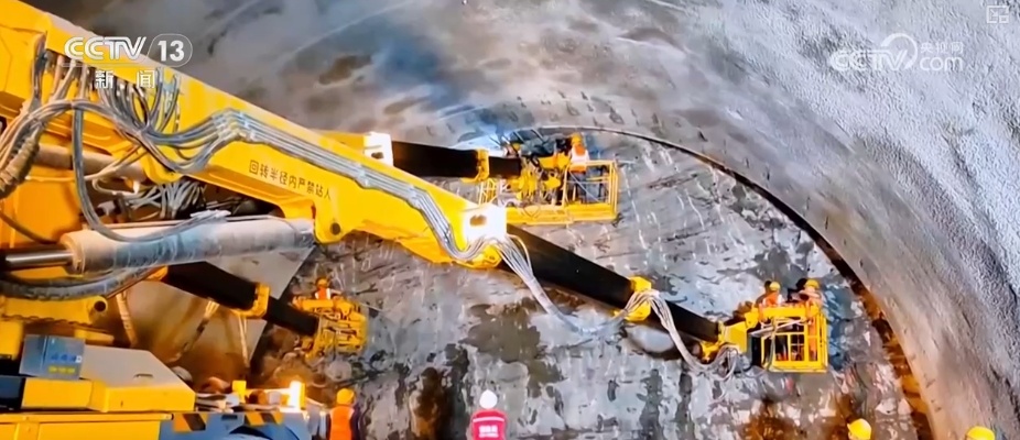 “五一”假期 劳动者们用实际行动谱写新时代劳动赞歌 “五一”假期 劳动者们用实际行动谱写新时代劳动赞歌