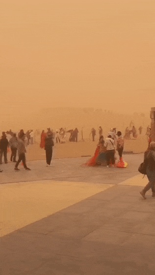 月牙泉景区万人星空演唱会临时取消!歌手周深紧急发文:大家一定要注意安全! 月牙泉景区万人星空演唱会临时取消!歌手周深紧急发文:大家一定要注意安全!