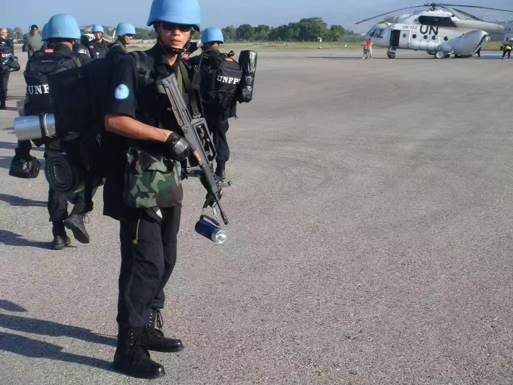 戍边功臣对话18岁的自己：“我知道你不会害怕，我也不会害怕！”