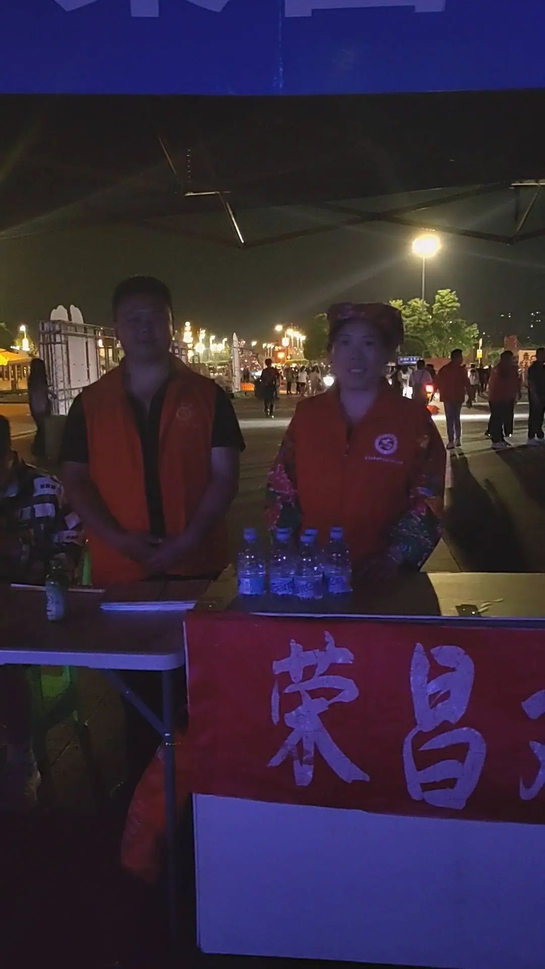 “卤鹅哥”再“出鹅”!这座西部小城五一假期爆火 “卤鹅哥”再“出鹅”!这座西部小城五一假期爆火