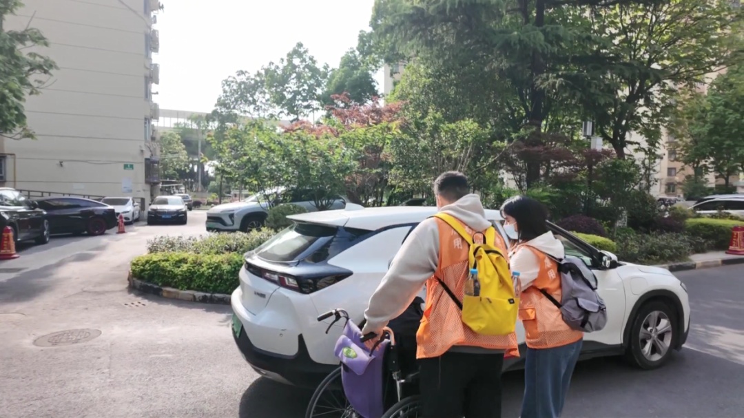 上海确认:正在试点!需求暴涨,男护士决定转行…爷叔激动:试了一次,就一发不可收拾 上海确认:正在试点!需求暴涨,男护士决定转行…爷叔激动:试了一次,就一发不可收拾