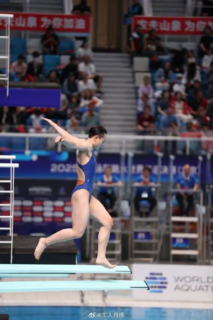 陈佳、陈艺文包揽冠亚军