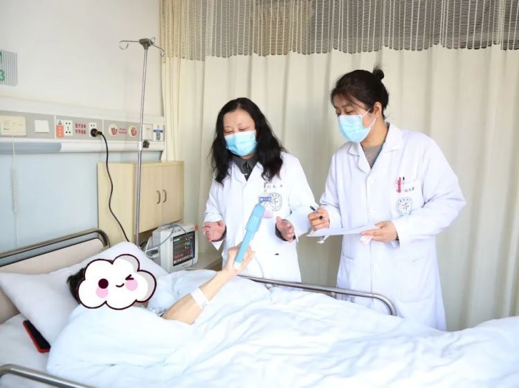 不对劲!上海老伯骨折后肺部感染,反复住院……很多人有这些误区 不对劲!上海老伯骨折后肺部感染,反复住院……很多人有这些误区