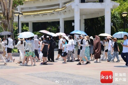 “五一”假期尾声,三亚景区热度不减 “五一”假期尾声,三亚景区热度不减