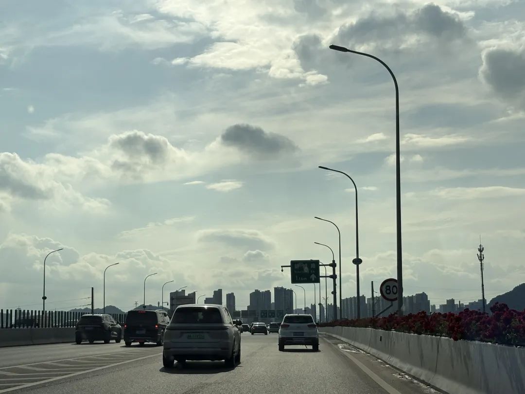 今日立夏,浙江局部暴雨雷电!杭州下午起转折!但返程路上仍需注意…… 今日立夏,浙江局部暴雨雷电!杭州下午起转折!但返程路上仍需注意……