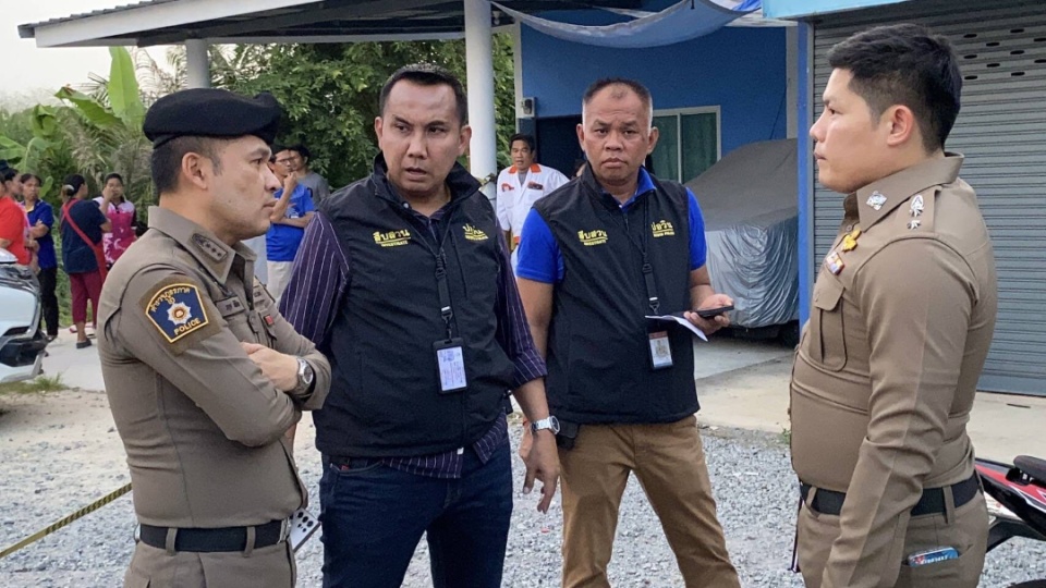 51岁泰国女子死在出租屋，前男友砍8刀，不满她生前脚踏6条船