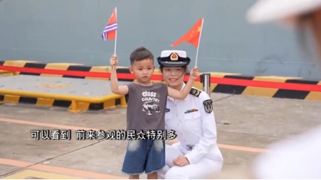 “你们数过真能发射一万发吗？”萌娃灵魂发问，战士猝不及防！