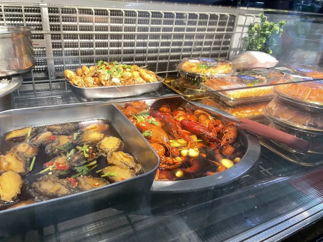 价格腰斩！一天卖出200多斤，这种美味正大量上市！老板：再等等，还会降