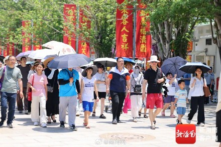 “五一”假期尾声,三亚景区热度不减 “五一”假期尾声,三亚景区热度不减