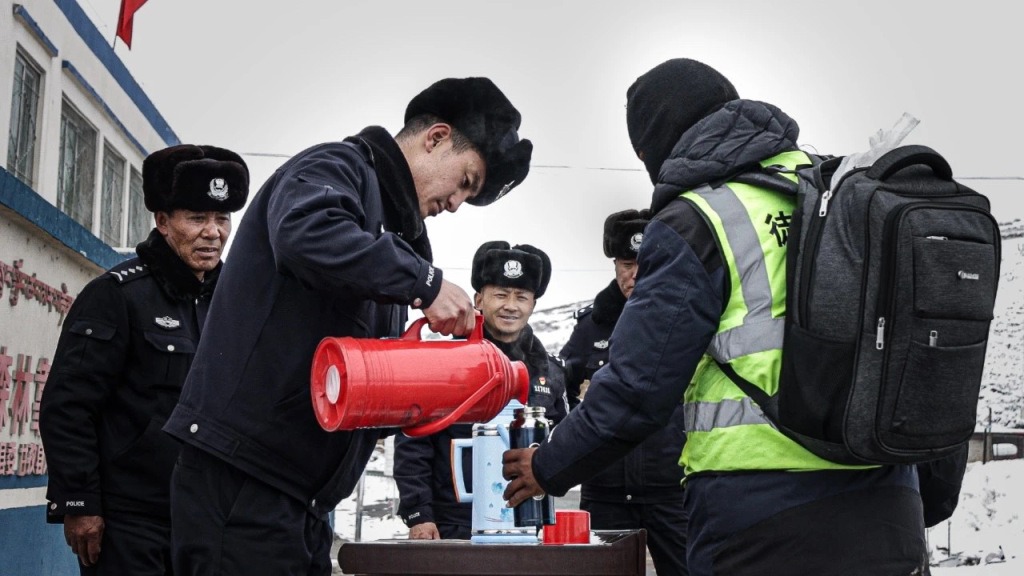 在海拔3980米驻守:“全国先进工作者”刘鹏与洛戈梁子警务站的9年 在海拔3980米驻守:“全国先进工作者”刘鹏与洛戈梁子警务站的9年